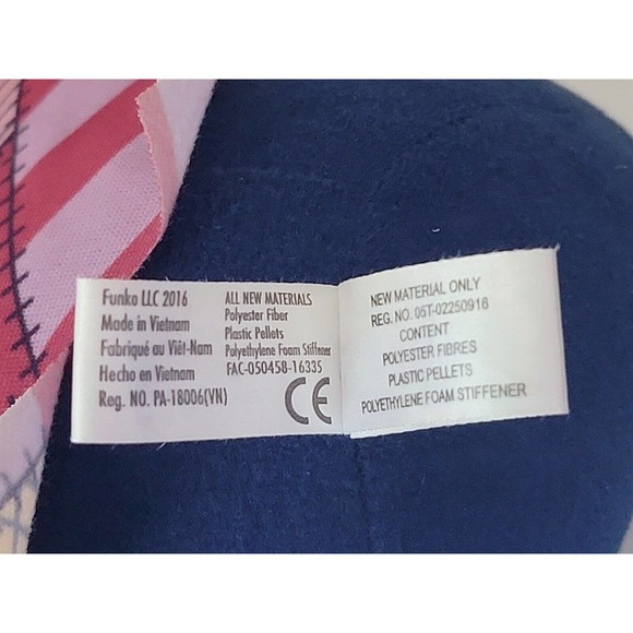 FUNKO MEGA POP PLUSH: DISNEY THE NIGHTMARE BEFORE CHRISTMAS - SALLY - Picture 9 of 10